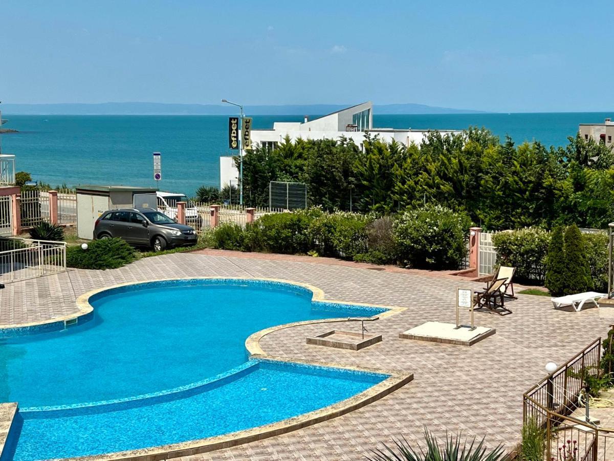 Private One-Bedroom Apartment With Balcony In Sozopol By Flat Mаnаger Екстериор снимка