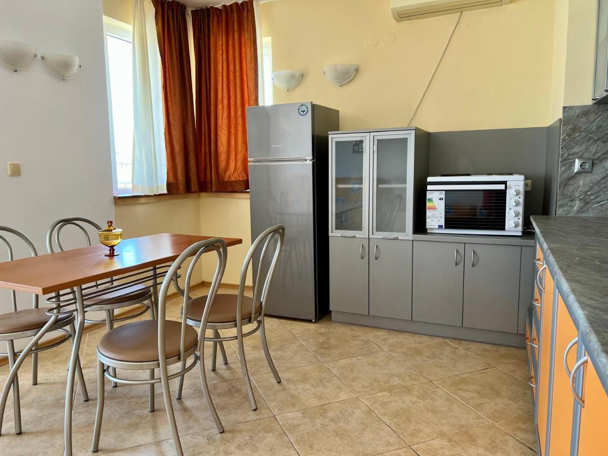 Private One-Bedroom Apartment With Balcony In Sozopol By Flat Mаnаger Екстериор снимка