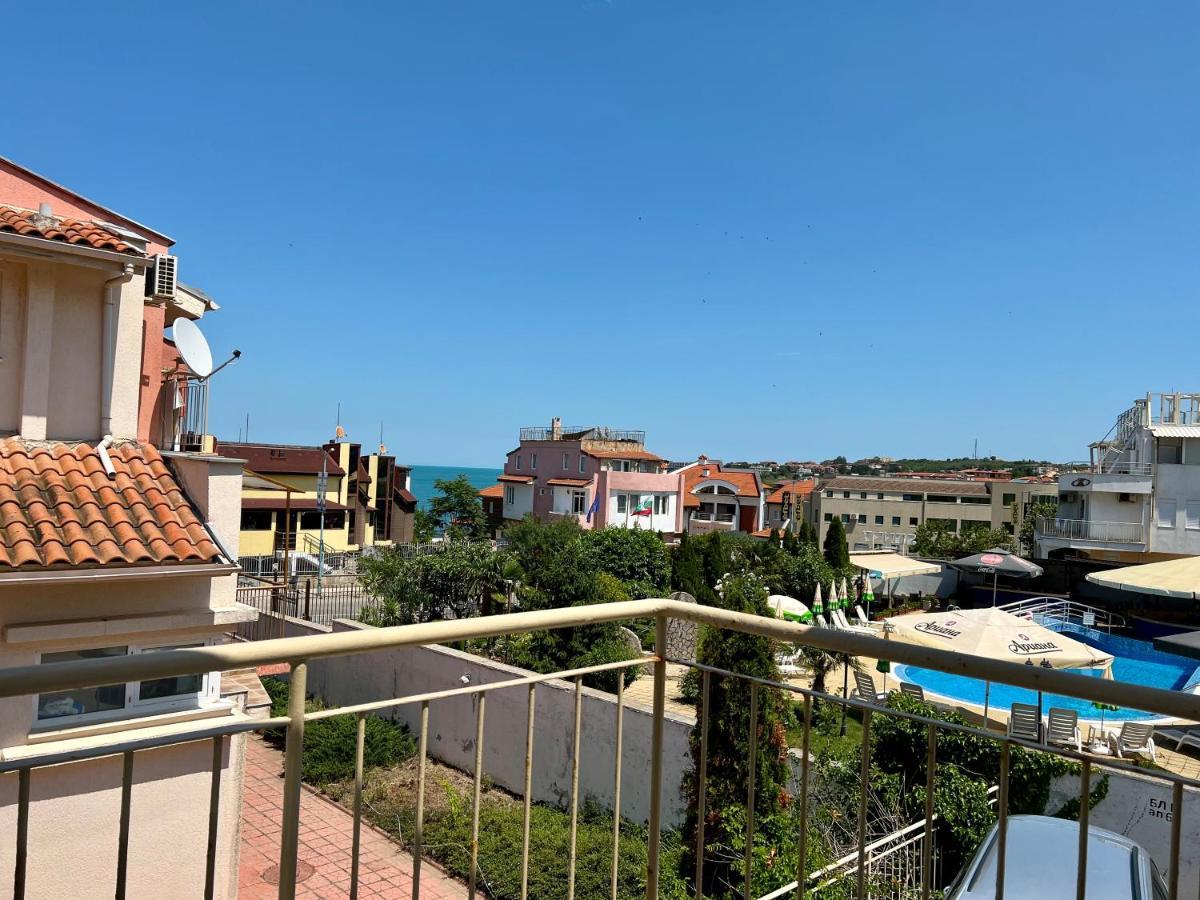 Private One-Bedroom Apartment With Balcony In Sozopol By Flat Mаnаger Екстериор снимка
